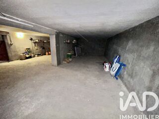  Parking / Garage à vendre 68 m²