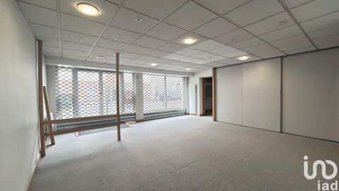   Location Boutique/Local commercial 99 m&sup2; 