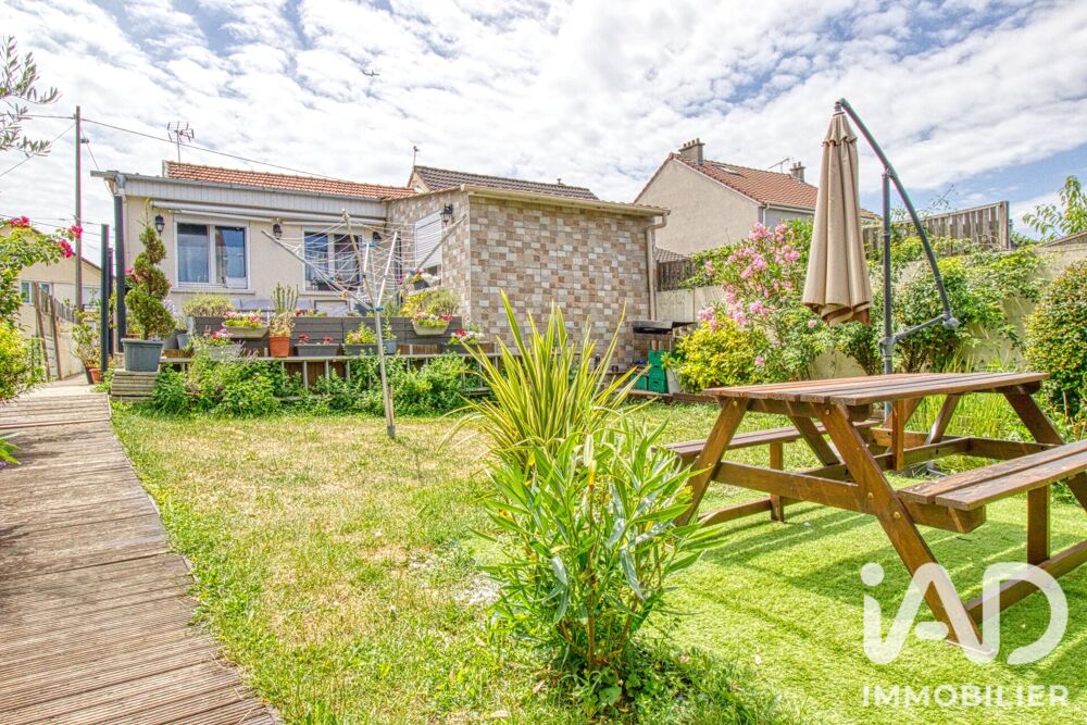 Vente Maison Vente Maison traditionnelle 7 pièces Le thillay