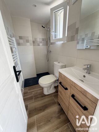  Appartement à louer 2 pièces 33 m²
