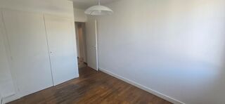  Appartement à louer 3 pièces 63 m²