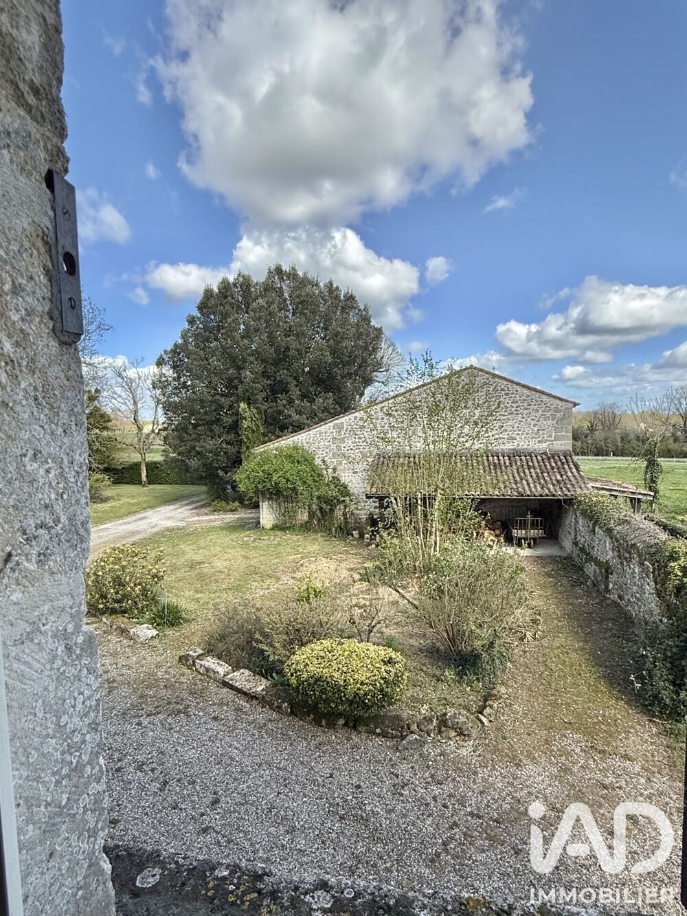 à vendre  Maison Baron (33750)