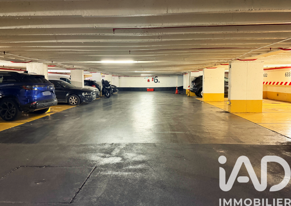 Vente Parking/Garage Vente Parking 10 m&sup2; Paris 8