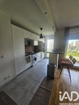  Appartement à louer 3 pièces 63 m²