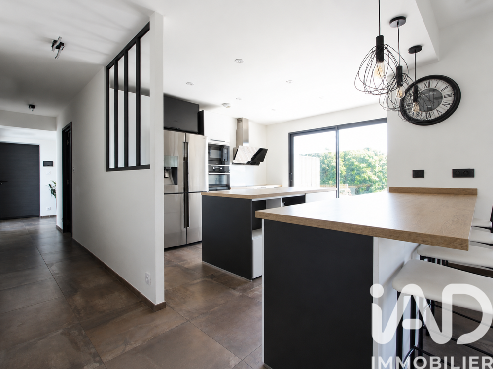 à vendre  Maison La Roche-sur-Yon (85000)
