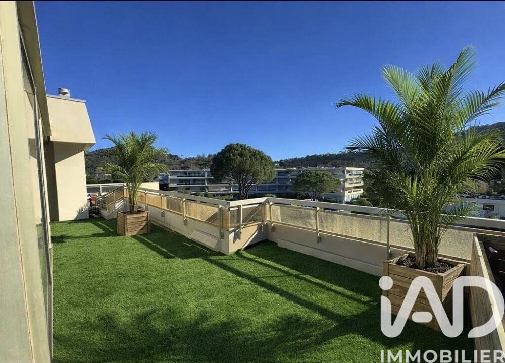 � vendre  Appartement Mandelieu-la-Napoule (06210)