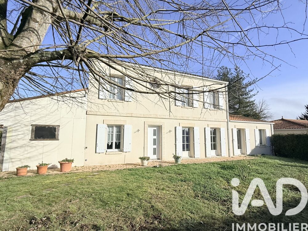 Vente Maison Vente Maison d'architecte 6 pièces Saint-genis-de-saintonge