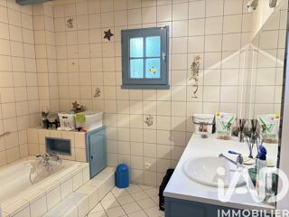  Maison � vendre 8 pi�ces 302 m�