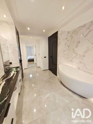  Appartement à louer 6 pièces 225 m² Paris