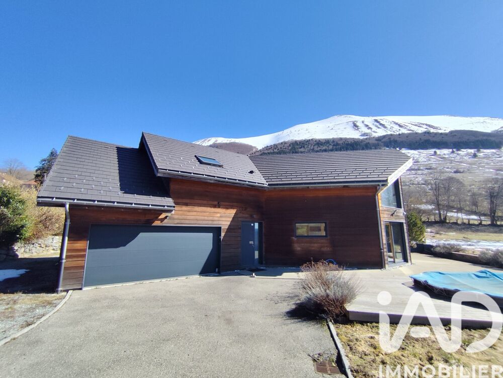 Vente Maison Vente Maison d'architecte 6 pièces Cholonge