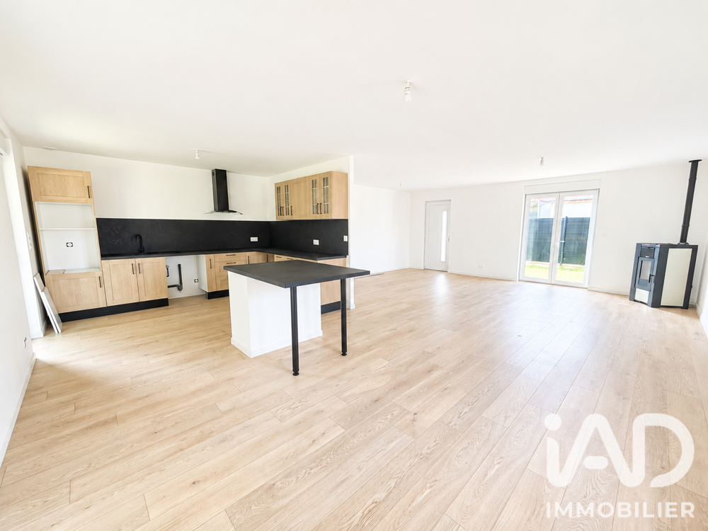 Vente Maison Vente Maison de campagne 5 pièces Charmont