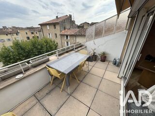 Appartement à louer 4 pièces 104 m²