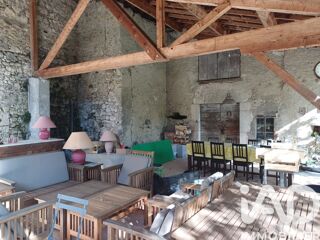  Maison à vendre 11 pièces 253 m²