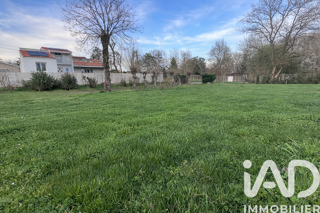  Terrain à vendre 600 m²