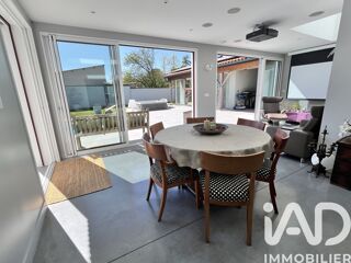  Maison à vendre 10 pièces 224 m²