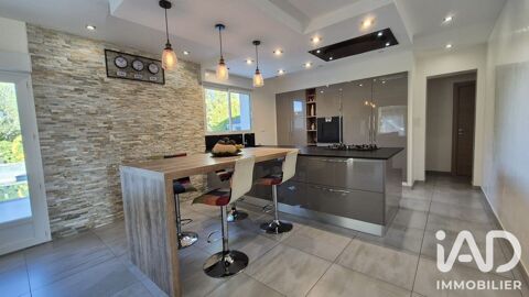   Vente Maison traditionnelle 8 pièces Maison - 8 pièce(s) - 250 m²