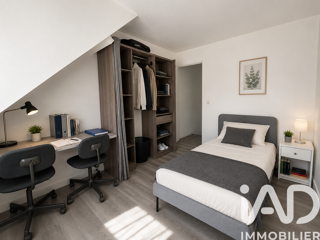  Appartement à louer 2 pièces 111 m²