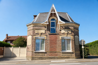Maison 8 pièces 212 m² · à Villers-Bretonneux · 212 m² · 165 000 €