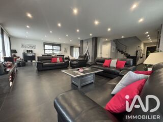  Maison à vendre 10 pièces 236 m²