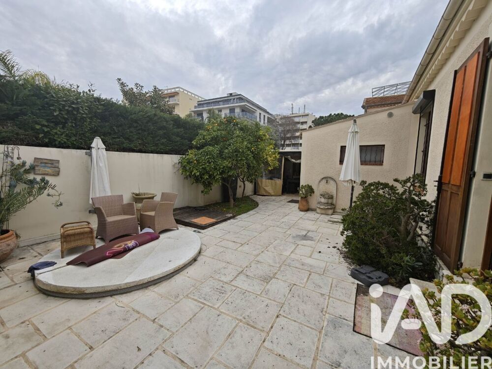 à vendre  Maison Antibes (06600)
