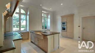  Maison à vendre 14 pièces 375 m²