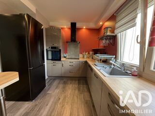  Appartement à louer 4 pièces 77 m²
