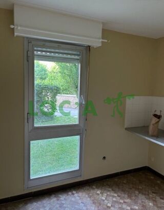  Appartement  louer 1 pice 27 m Dijon