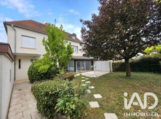  Maison à vendre 8 pièces 212 m²