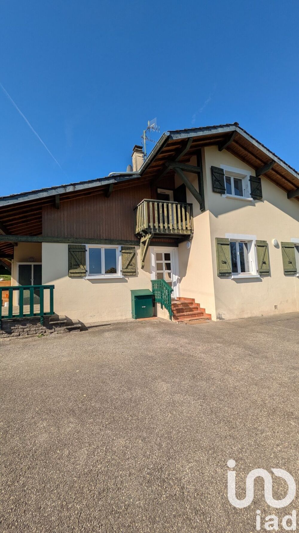 � vendre  Maison Bons-en-Chablais (74890)
