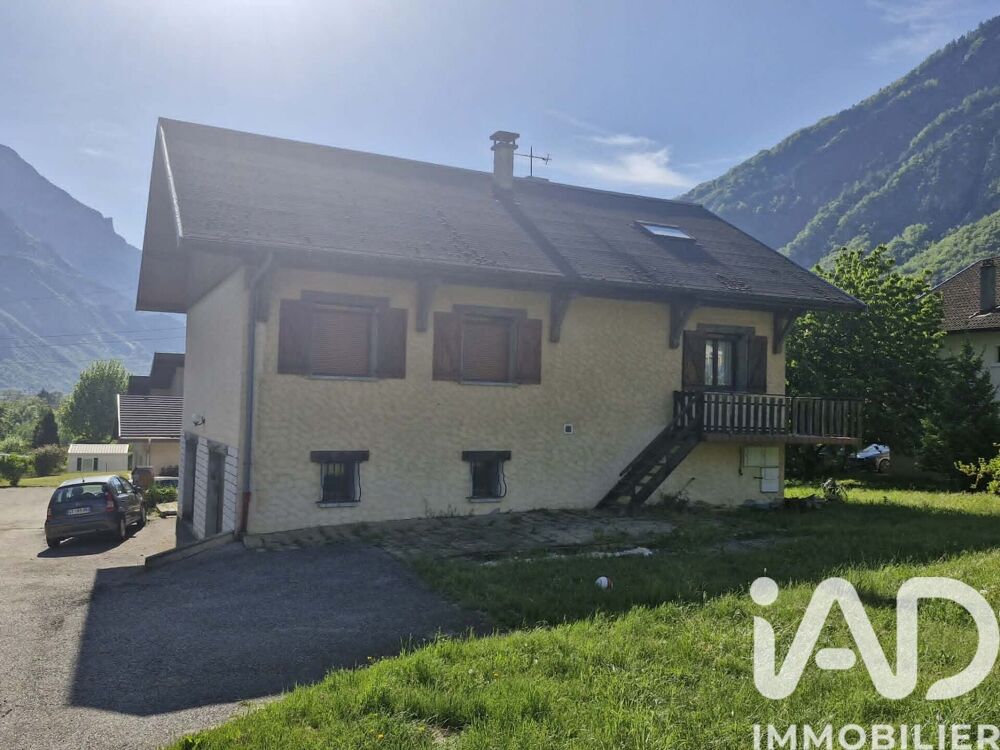 Vente Maison Vente Maison/villa 6 pièces Saint-jean-de-maurienne