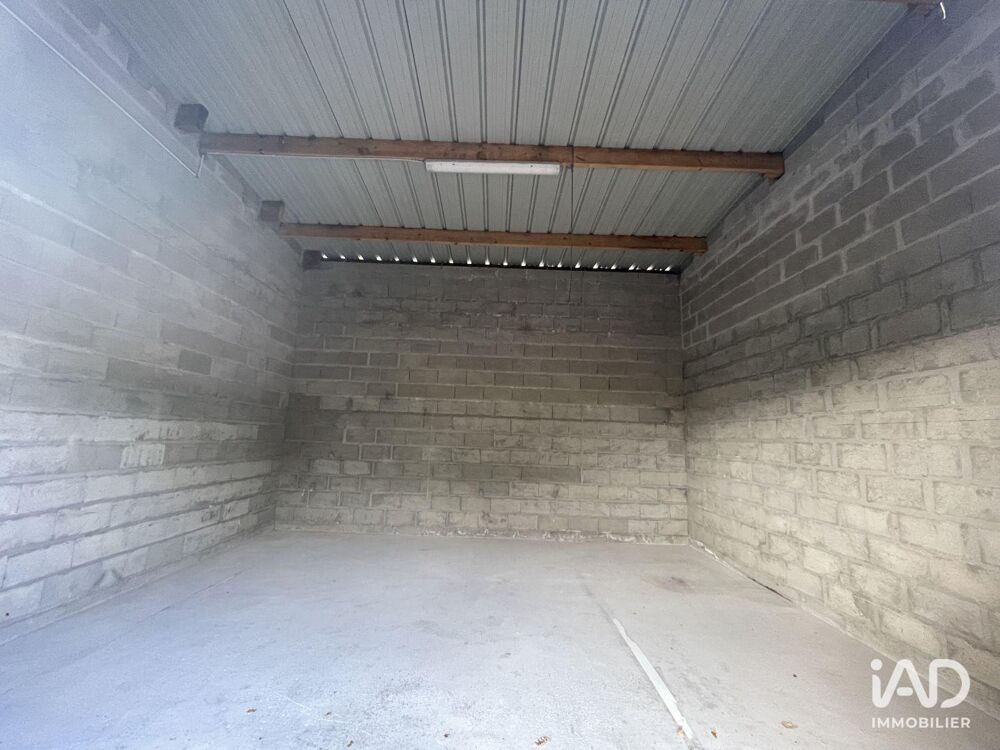   Location Hangar 40 m&sup2; Couëron