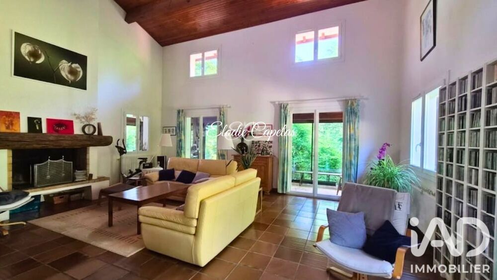 Vente Maison Vente Domaine 8 pièces Saucats