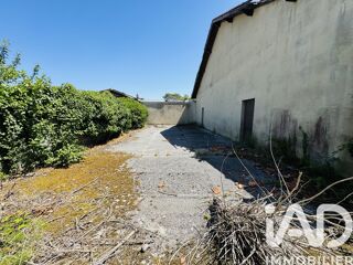  Immeuble à vendre 300 m²