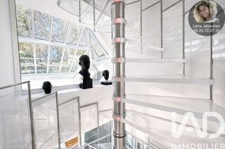  Maison à vendre 11 pièces 1079 m²