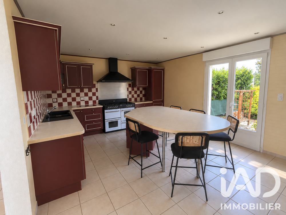 Vente Maison Vente Maison de village 7 pièces Tours-sur-marne