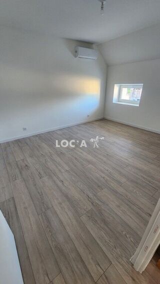 Maison à louer 6 pièces 155 m²