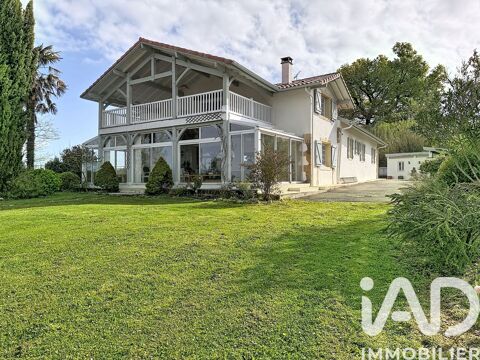   Vente Maison traditionnelle 7 pièces Maison - 7 pièce(s) - 389 m²