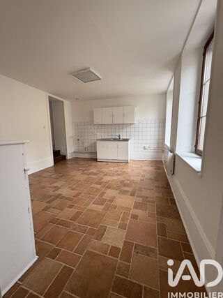  Appartement à louer 3 pièces 94 m²