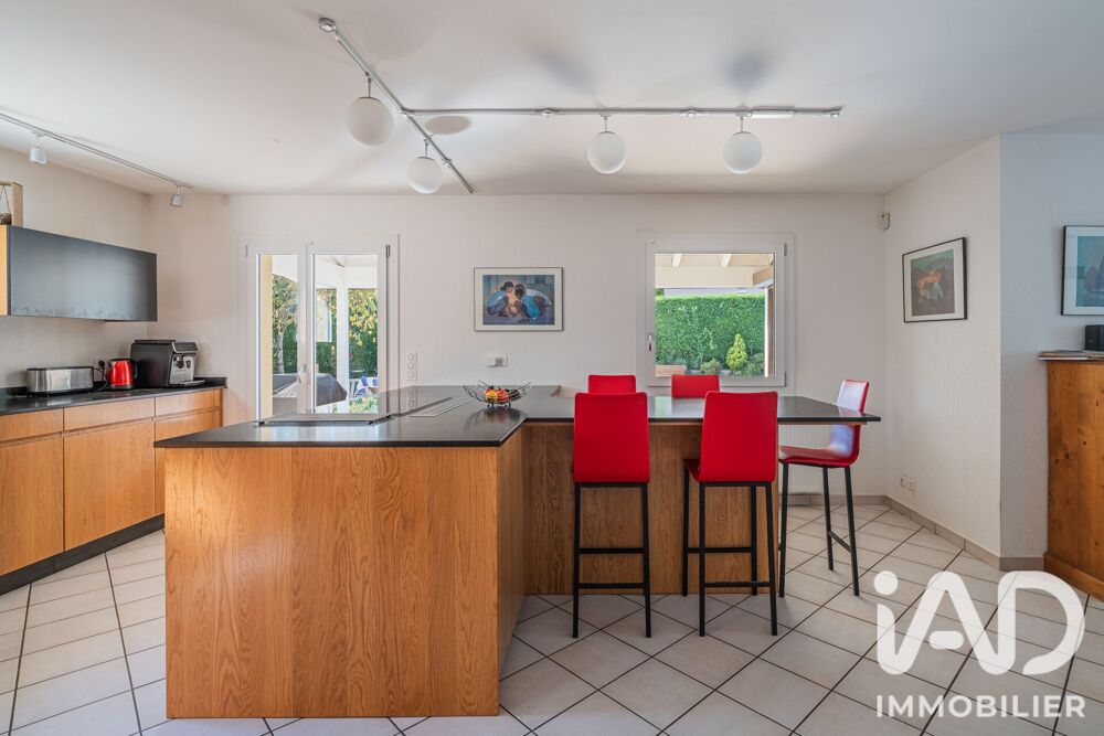 à vendre  Maison Pers-Jussy (74930)