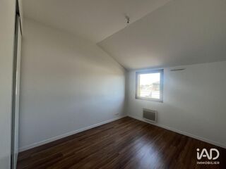  Appartement à louer 4 pièces 92 m²