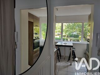  Appartement à louer 6 pièces 111 m²