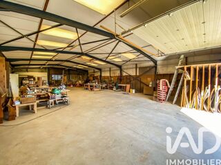  Immeuble à vendre 679 m²