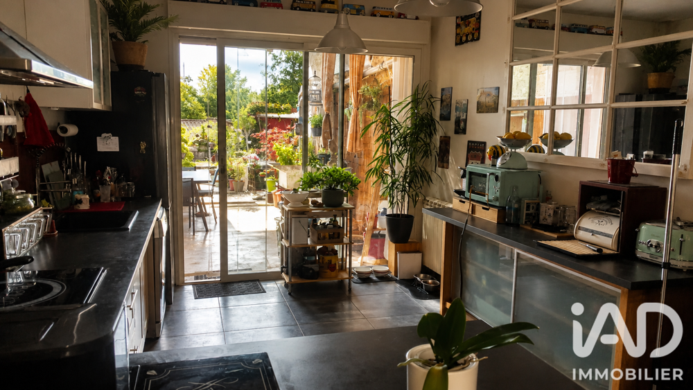 Vente Maison Vente Maison de ville 7 pièces Guîtres