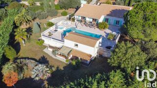  Maison à vendre 10 pièces 258 m²
