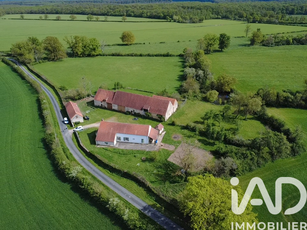 Vente Maison Vente Domaine 5 pièces Morlac