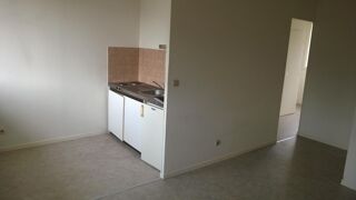  Appartement à louer 2 pièces 37 m²