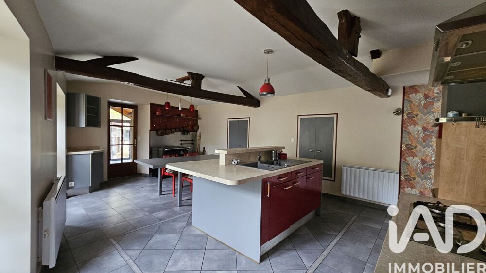 Vente Maison Vente Maison de ville 5 pièces Ruffec