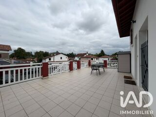  Appartement à louer 3 pièces 47 m²