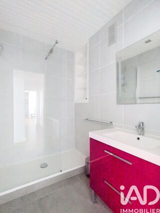  Appartement à louer 4 pièces 73 m²