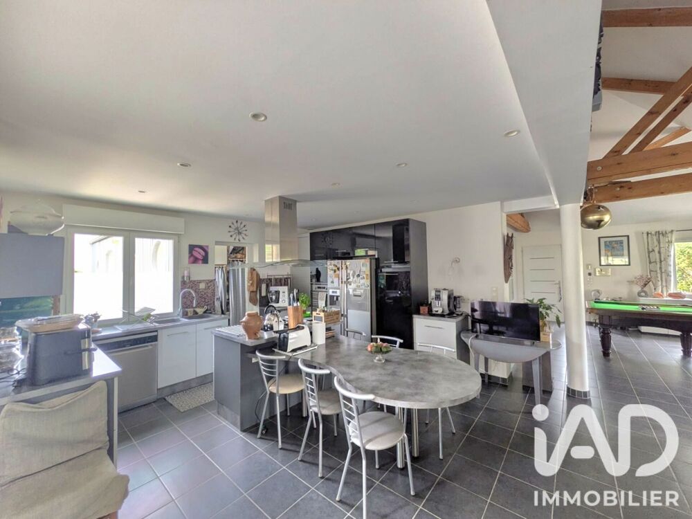 Vente Maison Vente Maison d'architecte 6 pièces Savonnières